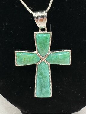 Green Jade Cross Pendant